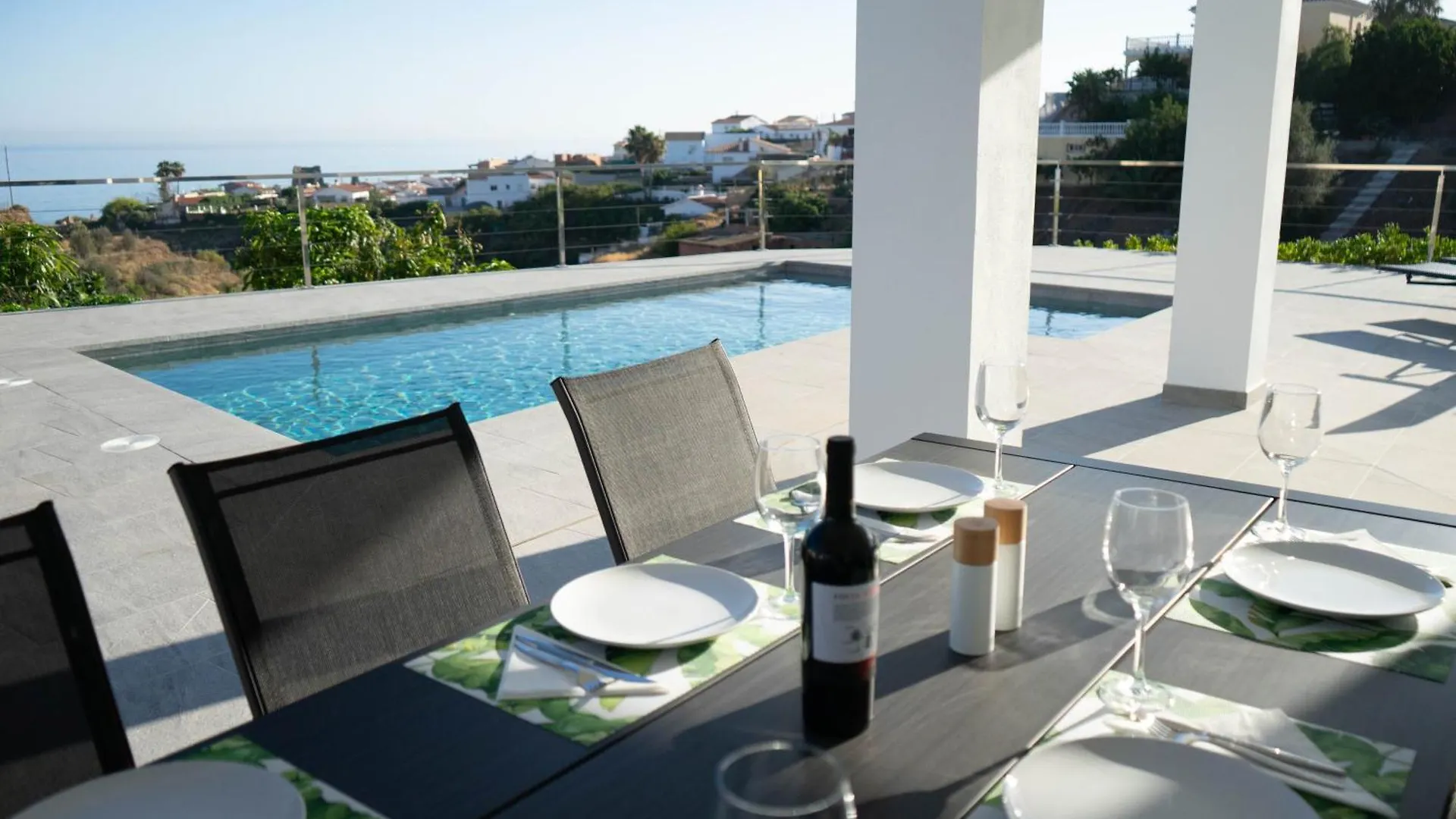 Casa Oasis Benajarafe Villa 0*,  Spain